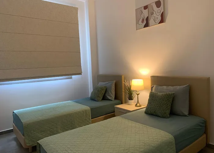 Stylish 2br With Balcony, Pool, Gym, Free Parking At Elysia Park S6 * Paphos