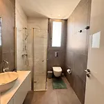 Apartament Elysia Park B6 - 2br With Sunny Balcony, Pool, Gym, Free Parking *