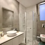 Elysia Park B6 - 2br With Sunny Balcony, Pool, Gym, Free Parking