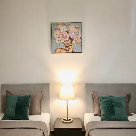 Apartament Elysia Park B6 - 2br With Sunny Balcony, Pool, Gym, Free Parking Paphos