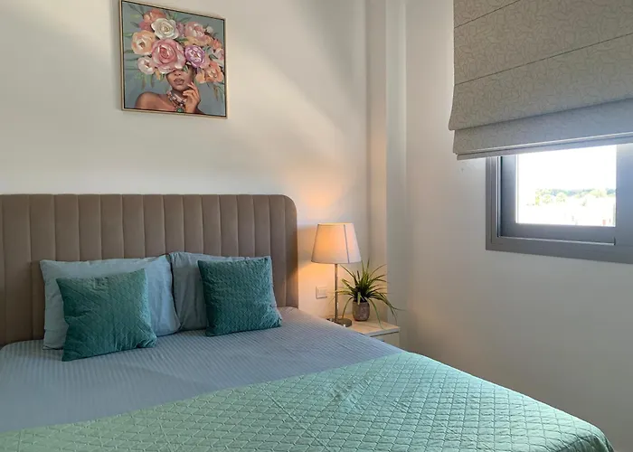 Stylish 2br With Balcony, Pool, Gym, Free Parking At Elysia Park S6 * Paphos